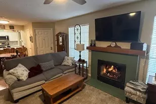 2402 Sycamore Ave, Huntsville, TX 77340 - Photo 22