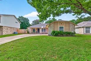 15343 Meadow Village Dr, Houston, TX 77095 - Photo 6