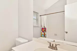 15343 Meadow Village Dr, Houston, TX 77095 - Photo 18