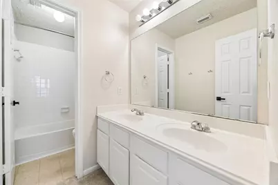 8126 Buffalo Springs Court, Sugar Land, TX 77479 - Photo 22