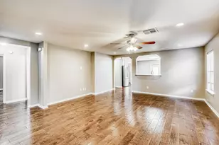 3502 Wheatmeadow Ln, Pearland, TX 77581 - Photo 4
