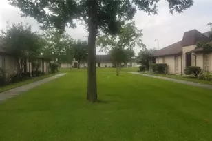 7267 Cook Rd, Houston, TX 77072 - Photo 2