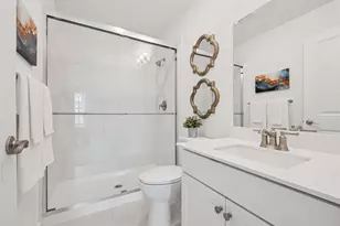 13010 Old Fashion Cir, Mont Belvieu, TX 77535 - Photo 32