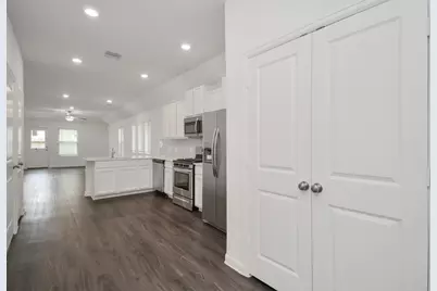 15826 Menlow Bend Drive, Humble, TX 77396 - Photo 8