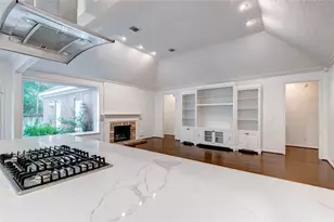 96 E Stony End Pl, The Woodlands, TX 77381 - Photo 14