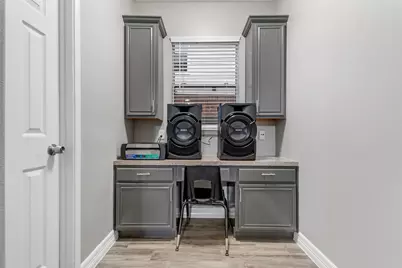 9002 Sable Terrace Lane, Houston, TX 77044 - Photo 10