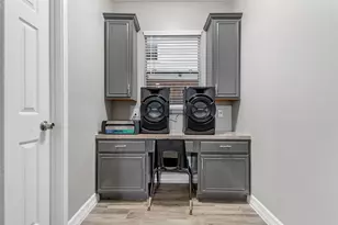 9002 Sable Terrace Ln, Houston, TX 77044 - Photo 10