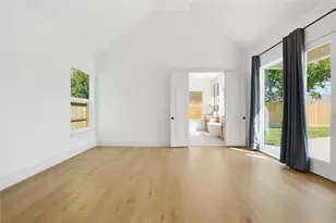 1918 Spillers Ln, Houston, TX 77043 - Photo 24