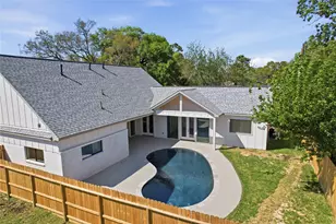 1918 Spillers Ln, Houston, TX 77043 - Photo 32