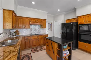 15911 Manor Square Dr, Houston, TX 77062 - Photo 24