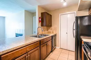 3900 Woodchase Dr, Houston, TX 77042 - Photo 6