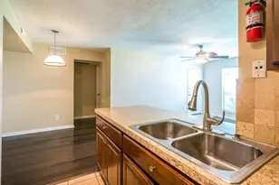 3900 Woodchase Dr, Houston, TX 77042 - Photo 8