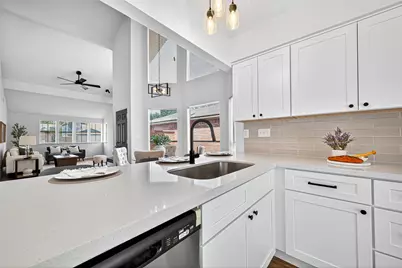 10726 Buffalo Bend Drive, Houston, TX 77064 - Photo 14