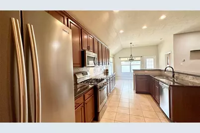 18903 Pinewood Point Lane, Tomball, TX 77377 - Photo 14