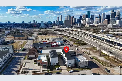 2010 Saint Charles Street, Houston, TX 77003 - Photo 40