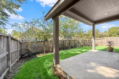 110 Logan Pass Court, Montgomery, TX 77316 - Photo 34