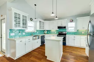 2032 Bluewater Hwy, Surfside Beach, TX 77541 - Photo 24