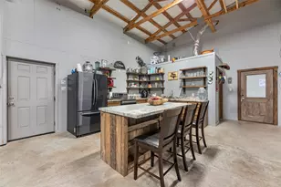 1210 County Rd 32, Angleton, TX 77515 - Photo 6