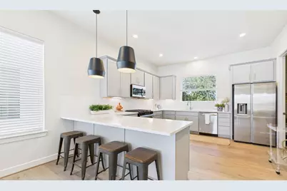 2304 Kolbe Cold Springs Lane, Houston, TX 77055 - Photo 4