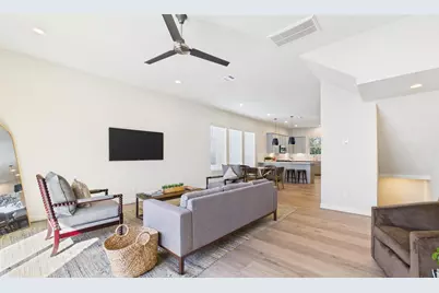 2304 Kolbe Cold Springs Lane, Houston, TX 77055 - Photo 10