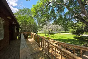 710 E Pony Ln, Simonton, TX 77485 - Photo 8