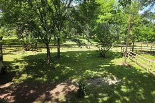 710 E Pony Ln, Simonton, TX 77485 - Photo 18