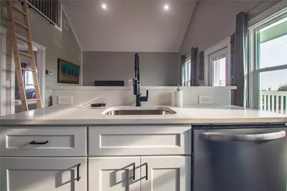 1040 Johnson Road, Gilchrist, TX 77617 - Photo 20