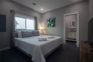 1040 Johnson Rd, Gilchrist, TX 77617 - Photo 28