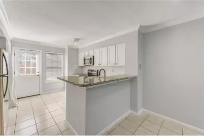 2002 Gentryside Dr 110 #110, Houston, TX 77077 - Photo 6