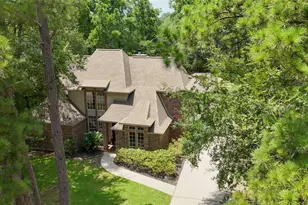 719 Somerset St, Conroe, TX 77302 - Photo 4