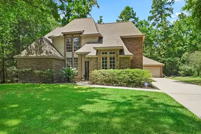 719 Somerset Street, Conroe, TX 77302 - Photo 2