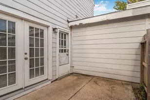 7860 Green Lawn Dr, Houston, TX 77088 - Photo 24