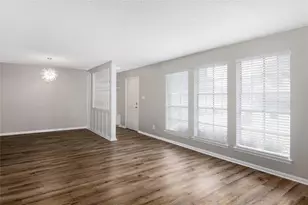 2320 Shadowdale Dr, Houston, TX 77043 - Photo 4