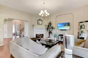39 Wading Pond, The Woodlands, TX 77375 - Photo 6