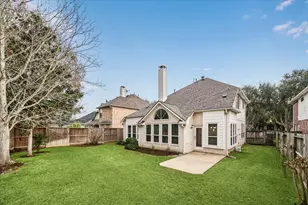 5810 Brook Bend Dr, Sugar Land, TX 77479 - Photo 20