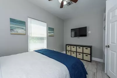 203 6th St #D, San Leon, TX 77539 - Photo 32
