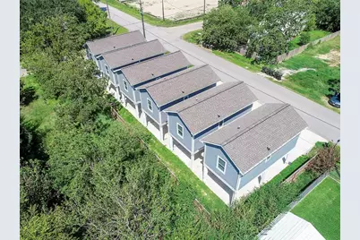203 6th St #D, San Leon, TX 77539 - Photo 36