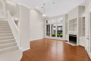7322 Greatwood Lake Dr, Sugar Land, TX 77479 - Photo 10