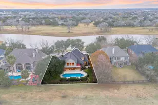 7322 Greatwood Lake Dr, Sugar Land, TX 77479 - Photo 1
