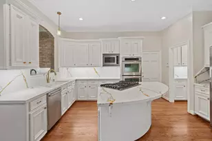 7322 Greatwood Lake Dr, Sugar Land, TX 77479 - Photo 12