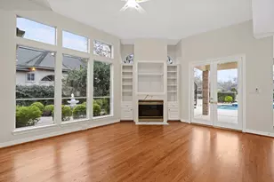 7322 Greatwood Lake Dr, Sugar Land, TX 77479 - Photo 10