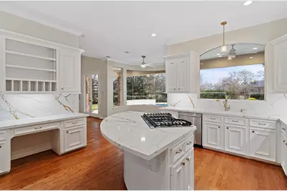 7322 Greatwood Lake Drive, Sugar Land, TX 77479 - Photo 12
