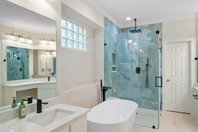 2 N Chantsong Circle, The Woodlands, TX 77382 - Photo 22