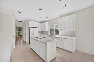 1727 Emma Cove Ct, Sugar Land, TX 77479 - Photo 12
