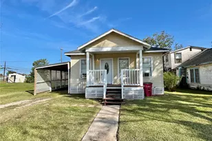 1014 W 4th St, Freeport, TX 77541 - Photo 1