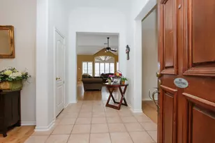 20206 Treetop Ln, Spring, TX 77388 - Photo 6