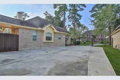 20206 Treetop Lane, Spring, TX 77388 - Photo 42