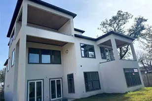 9610 Chatfield St, Houston, TX 77025 - Photo 4