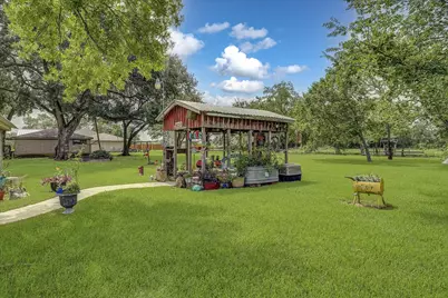 922 Runneburg Road, Crosby, TX 77532 - Photo 36