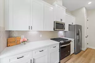 2131 Blalock Rd, Houston, TX 77080 - Photo 8